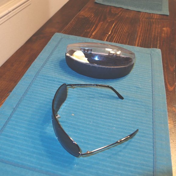 A/X ARMANI EXCHANGE SHIELD UNISEX SUNGLASSES-AX 056/S - Picture 3 of 13